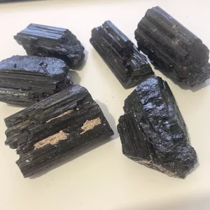 tourmaline medium rough